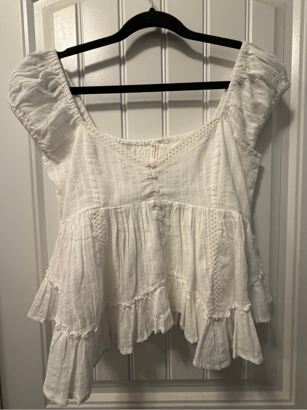 American Eagle-White Ruffled Peasant Top - Women's Lightweight crop Blouse